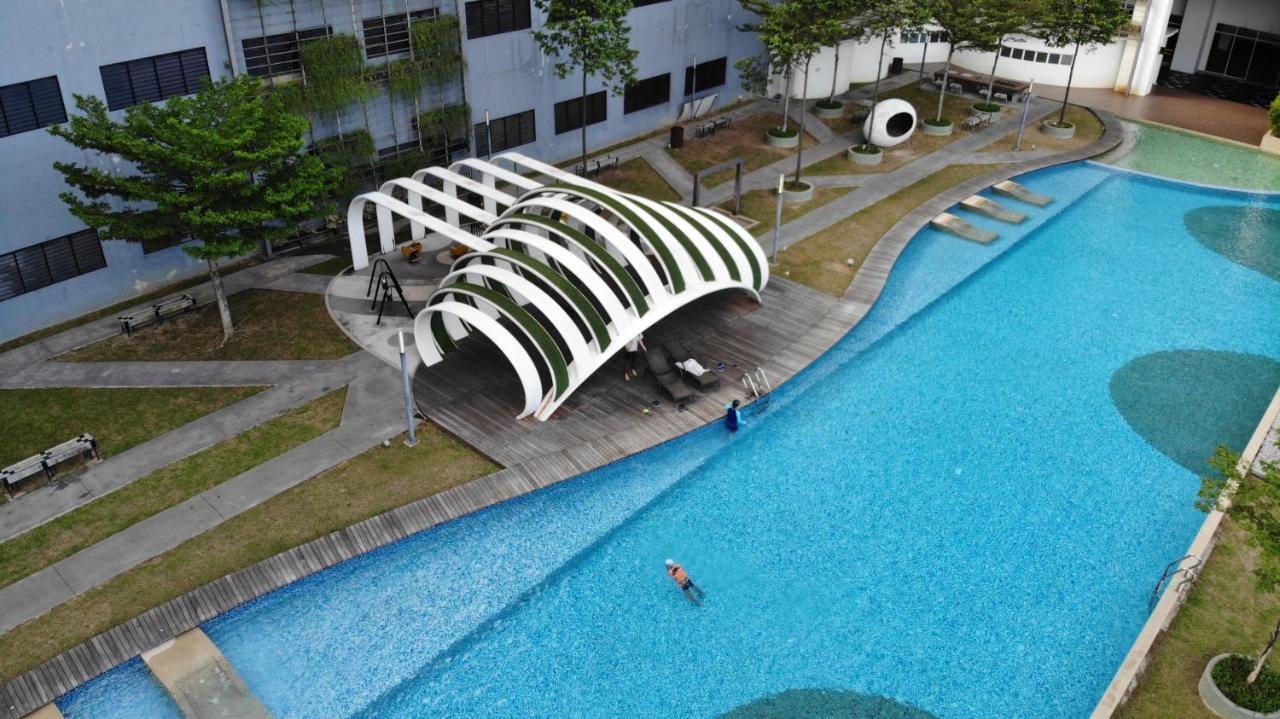 No.5 The Mint @ Puchong Center Near Ioi Mall 外观 照片